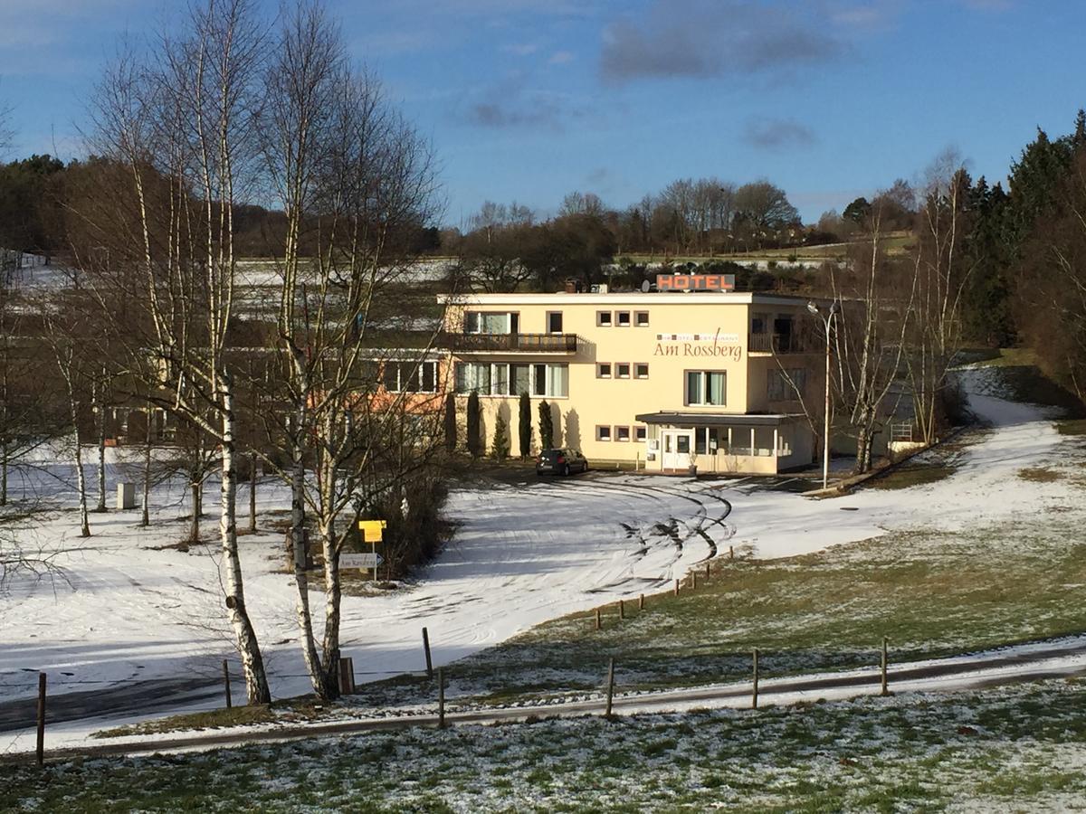 Hotel Am Rossberg Altenahr Bagian luar foto